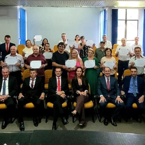 Câmara de Cordilheira Alta realiza sessão solene “Mérito em Vida”