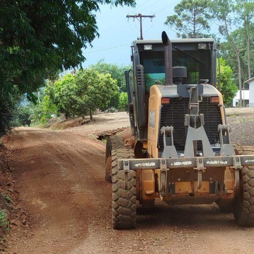 Marema realiza melhorias em vias do interior