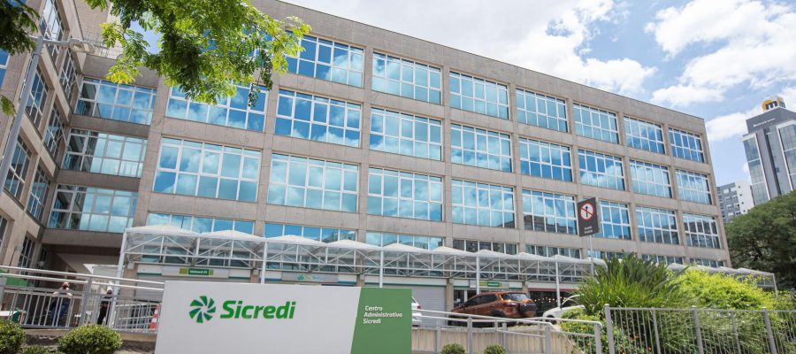 Sicredi consolida posição entre as melhores instituições financeiras do Brasil no ranking mundial da Forbes em 2026